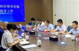 長沙縣委、縣政府高度關(guān)注中小企業(yè)的生存發(fā)展，縣委常委、縣紀(jì)委書記劉重帶隊實地走訪調(diào)研